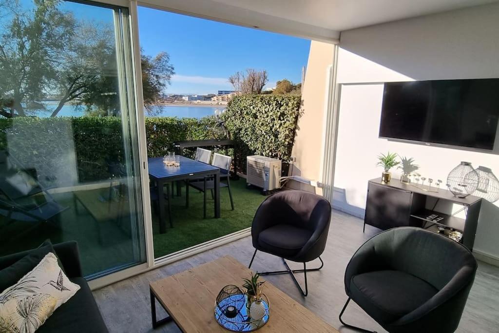 Le Neuburg Sur La Plage Vue Mer Climatisation Piscine Parking Sete Luaran gambar